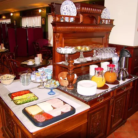 Hotel Adler