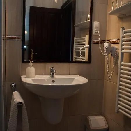 Adler 3* 부다요시