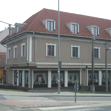 Adler Hotel
