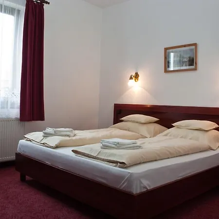 Adler Hotel Budaörs